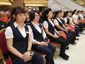 我與祖國同行——沈陽舉辦大型服務(wù)禮儀展演彰顯專業(yè)風采